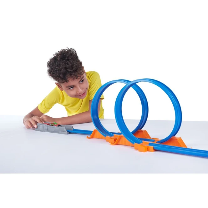 Zuru Metal Machines Rennbahn - T-Rex Attack - Ca. 3,6m 1 Zuru Metal Machines Rennbahn - T-Rex Attack - Ca. 3,6m