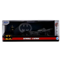 Jada - Batmobil 1989 Mit Batman-Figur - 1:32 9 Jada - Batmobil 1989 Mit Batman-Figur - 1:32 -Spielzeugladen 227070 4006333069734 dickie batmobil batman 1989 09